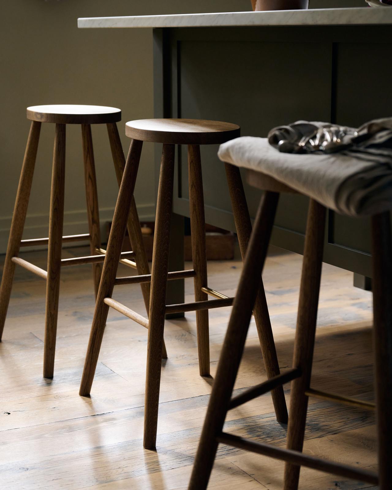 Helen s Stool deVOL Kitchens